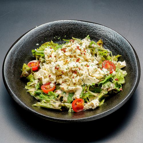 Homemade tofu sesame salad