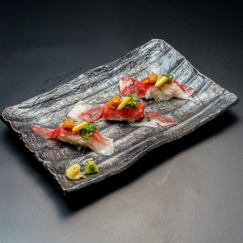 Black Wagyu Beef Sushi (3 pieces)