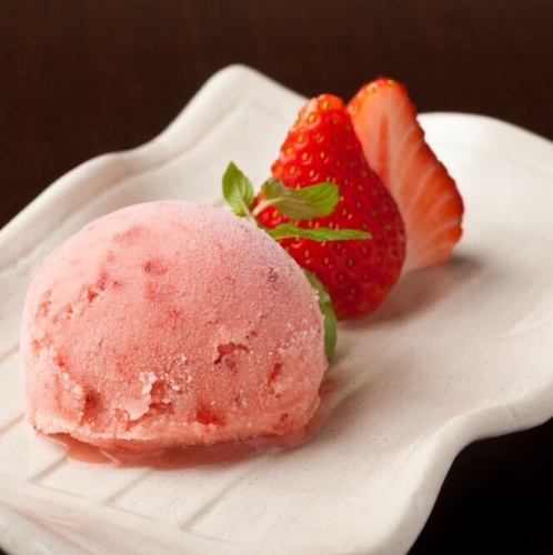ストロベリーアイス