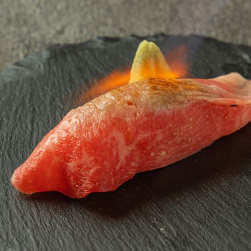 Sendai beef meat sushi <1 piece>