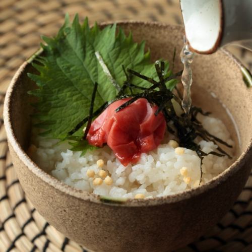 Ochazuke <李子、鲷鱼、鲑鱼、芥菜>
