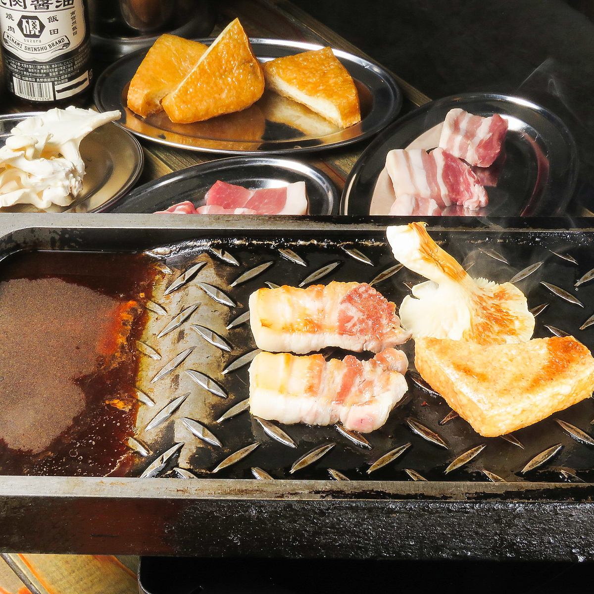 If you're looking for Yakiniku in Shimokitazawa, try SUZURO!