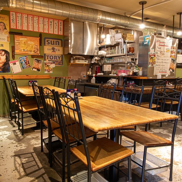 北新地駅より徒歩3分とアクセス抜群の炭焼居酒屋！ディナータイムは旬の食材を使った本日のおすすめ料理のほか、全国から厳選した地酒もご用意！宴会には、お得な飲み放題付きコースが最適です！ランチタイムは、ボリューム満点のがっつりステーキランチが人気です♪普段使いからご宴会まで幅広くご利用下さい！