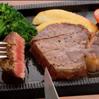 【要予約】分厚いお肉から溢れる肉汁◎米沢牛ヒレステーキ(150g)を鉄板で堪能♪9,900円(税込)