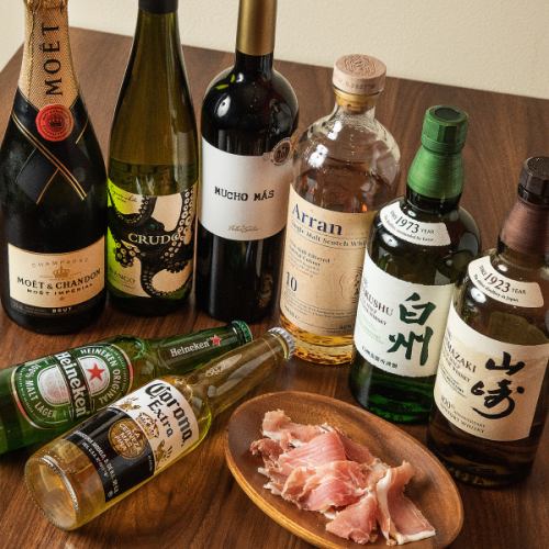 お料理に合う100種以上のお酒をご用意いたしております