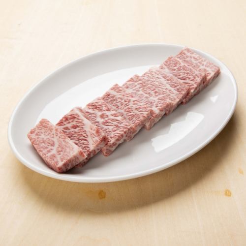 一般的な焼肉屋さんの1.5倍以上が当店の一人前！！