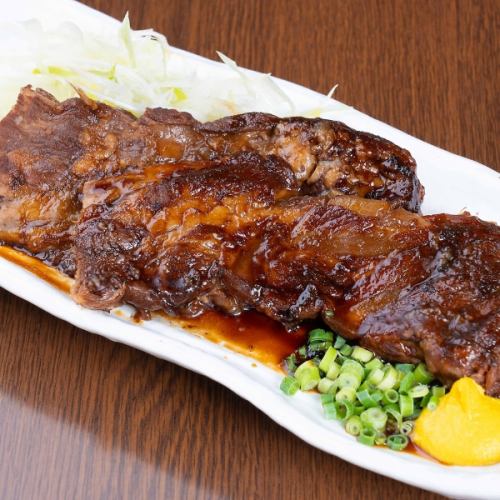 <Kagoshima> Huge Pork Cartilage Stew