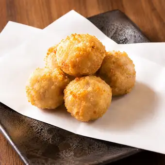 お出汁のきいた里芋から揚げ