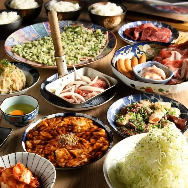 名物！鮮度にこだわる「生ホルモン」各種