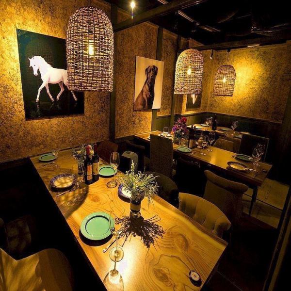 [Private parties available for up to 100 people] The interior of the restaurant has a great atmosphere with its dim indirect lighting and stylish interior.We also have many stylish private rooms that can accommodate from 2 to 50 people. Masu!