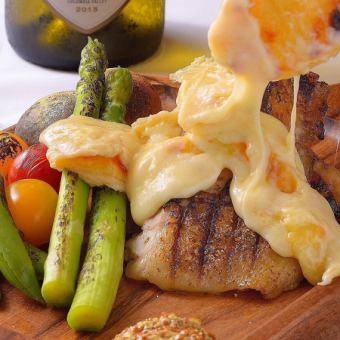 ◇Lunch only!◇The main dish is grilled local chicken with cheese sauce [Lunch course] 100 minutes all-you-can-drink 4000 yen ⇒ 3000 yen