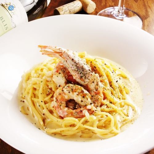 Hot selling ★ Luxury red shrimp cream pasta \ 1280 ≪Abundant drinks that match the dishes ≫