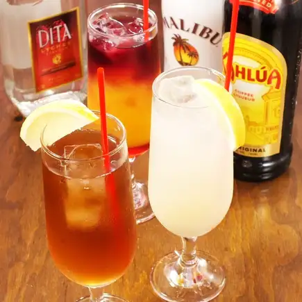 【月から木曜日限定　フリー飲み放題　1500円　（ハートランド,ワイン,ハイボールetc全50種）】