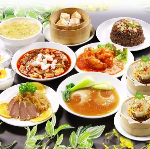 自慢料理をふんだんに盛り込んだコースもございます。