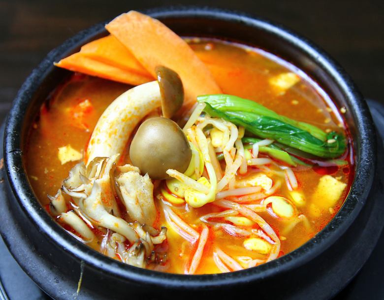 蘑菇jjigae汤