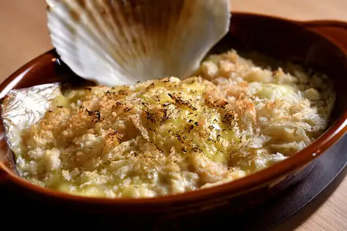 ホタテのチーズグラタン