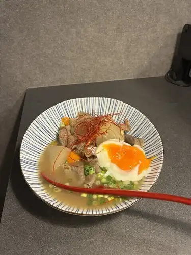 温玉モツ煮込み