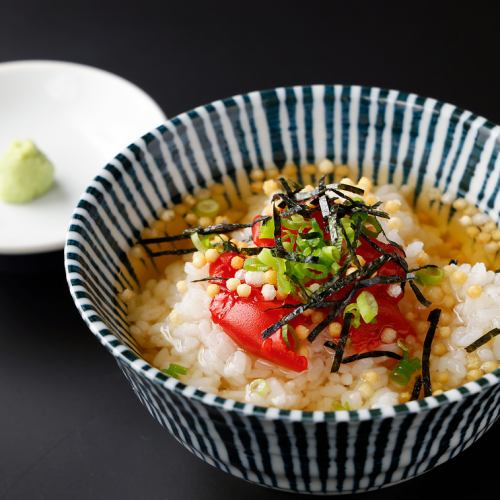 おでん出汁茶漬け（梅・鮭）