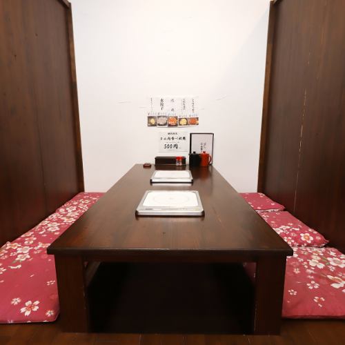 <p>It is a small tatami room, and you can enjoy your meal slowly to your heart&#39;s content.We are also ready for various scenes, so we are looking forward to your reservation.</p>