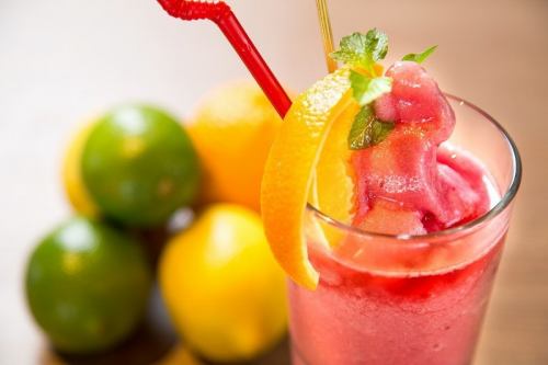【スムージー・フロート】アルコール・ノンアルコールあり！