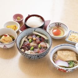 海鲜鸡蛋饭和黑豆汤