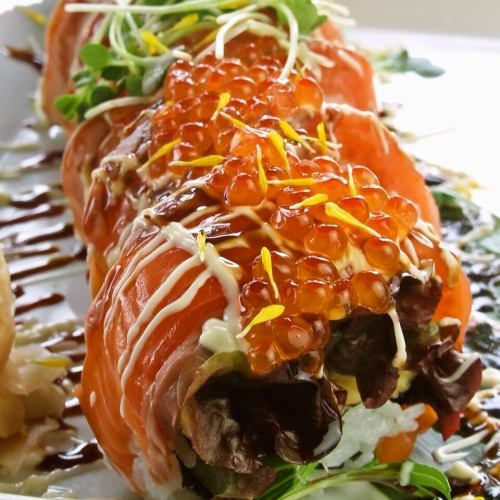 salmon salad roll