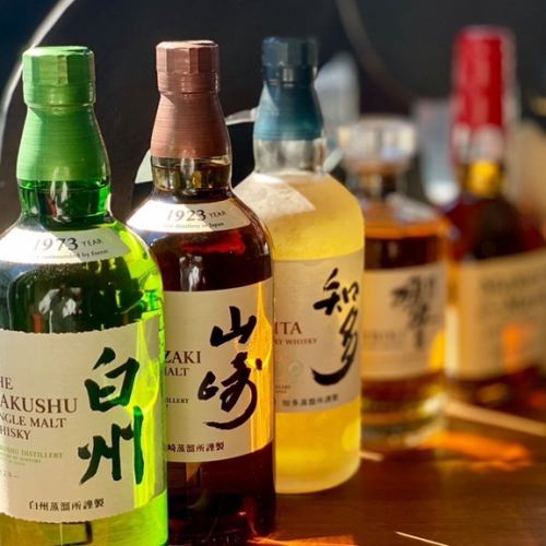 A wide selection of the popular "Japanese whiskey"