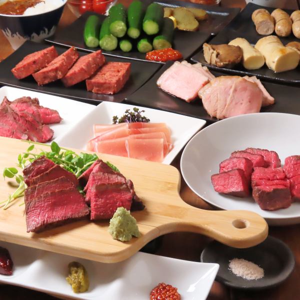 【各種肉類套餐】包括嚴選紅牛肉的瘦肉在內的總共12道豪華菜餚!享受只有在紅肉專營餐廳才能找到的豪華“肉宴”。