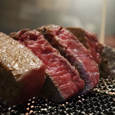 【18:00スタート】ボリューム満点！極上の赤身肉3品に煮込み等全11品のコース