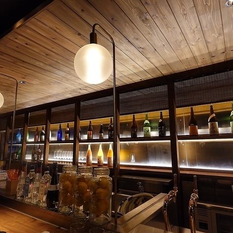 大衆居酒屋のような暖かい雰囲気を混ぜ込んだ最新居酒屋