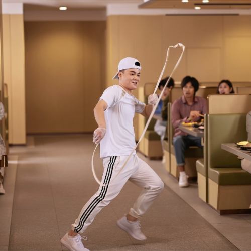 カンフー麺パフォーマンス