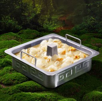 中華風豚ガツ鍋（半分）