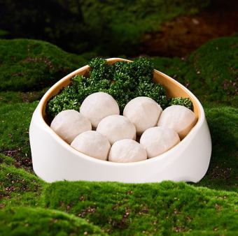 肉入り魚団子（半分）