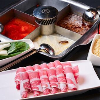 お食事中はお荷物の無料お預かりサービスをご利用いただけます，お誕生日でご来店のお客様には、特別なバースデープレゼントをご用意しております，ご高齢のお客様には、心ばかりのサービス料理をご提供いたします，小さなお子様連れのお客様には、ベビー向けの蒸し卵をご用意しております