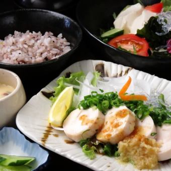 Enjoy fresh seafood and seasonal ingredients! [Gozen lunch course with a choice of 5 types] 1000 yen (tax included)~◎