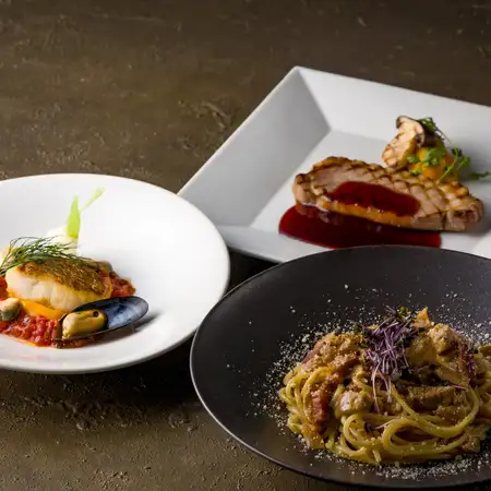 [October 19th - October 30th] Enjoy a half-buffet lunch with all-you-can-eat soup, salad, and bread! (From 2,400 yen)