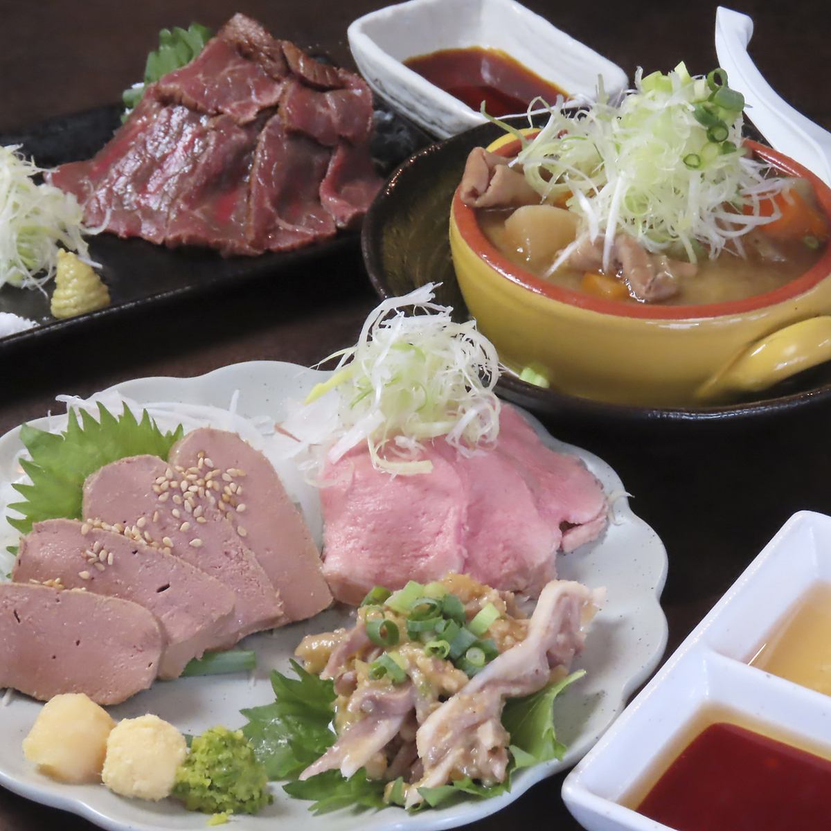 お一人様でも気軽に立ち寄りやすい雰囲気！下町のアットホームな本格もつ屋♪