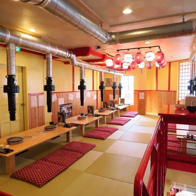 秩父焼肉ホルモン酒場 まる助 本庄駅前店 公式