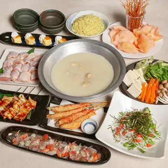 『こだわりの博多風鶏水炊き』コース【飲み放題付き】4,500円