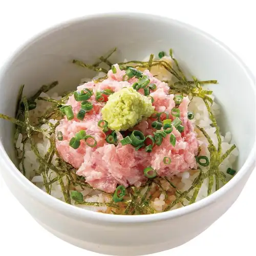 マグロたたき丼