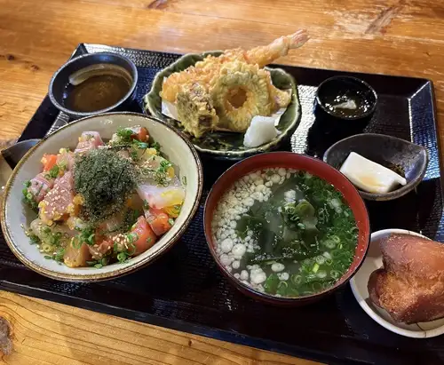 海ぶどう丼&天婦羅御膳