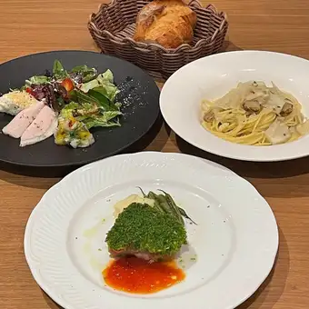 午餐 C