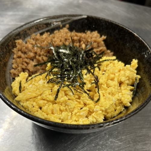 Minced chicken and egg bicolor rice bowl/Oyakodon/Omelet rice (ketchup demi-glace/Western style butter) each