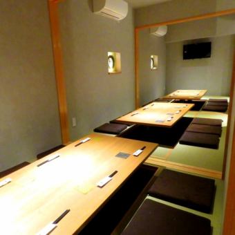 A banquet for up to 20 people is possible in a completely private room with sunken kotatsu seats.Each room is equipped with air conditioning and heating facilities.