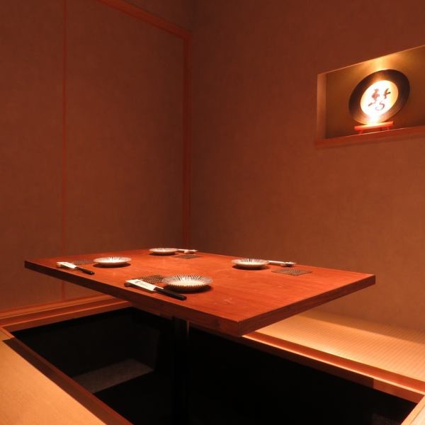 [Great for dates and anniversaries] Enjoy a private space in a calming private room.A quiet date etc...It is also ideal for banquets and entertainment.In addition, there is a completely private room with a TV and a calming kotatsu style.The size of the room can be changed depending on the number of people!! We can accommodate 2 people.