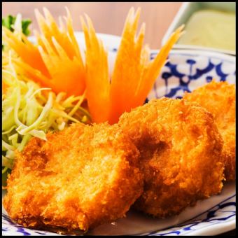 Totman Kung (Fried shrimp paste)