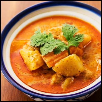 Massaman curry (coconut milk based curry)