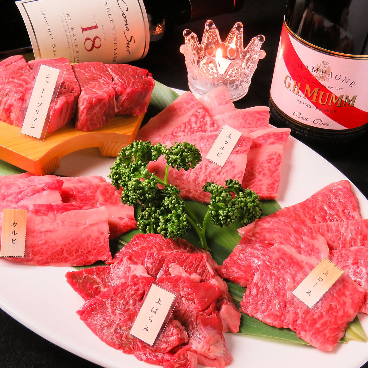 Sirloin, ribs, ribs ... the luxury of Japanese black beef that is fascinated by the umami ...