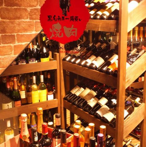 More than 60 kinds of carefully selected wines!