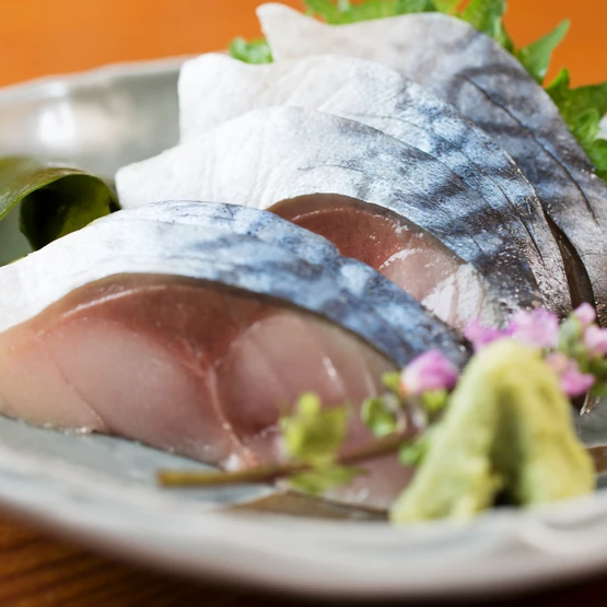 ``Homemade shime mackerel'' is popular for its mellow taste.